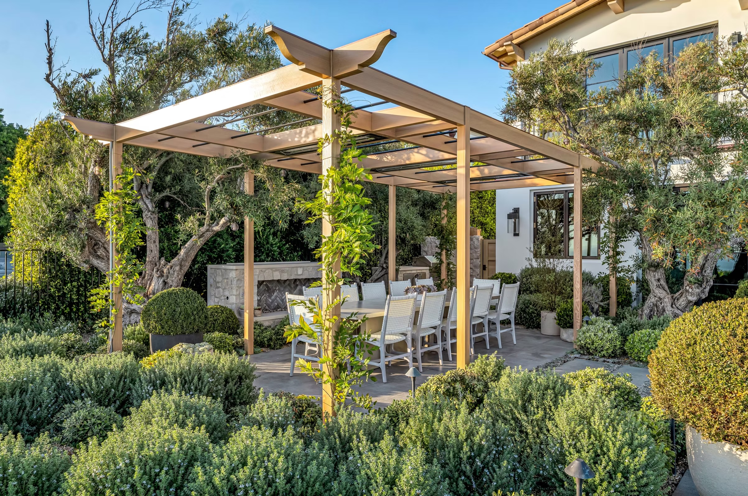 Green Grounds Landscaping